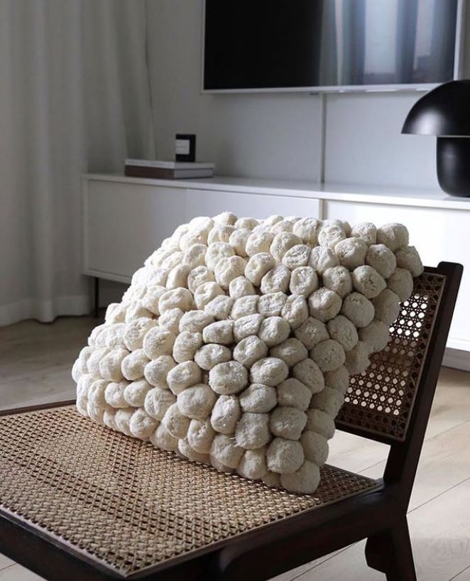 Pom Pom Púði
