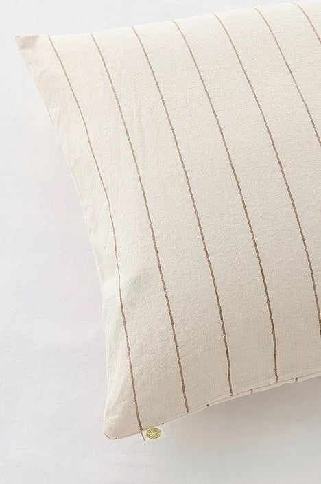 Elly rúmföt (tvöföld)- Thin stripe, beige með brons röndum
