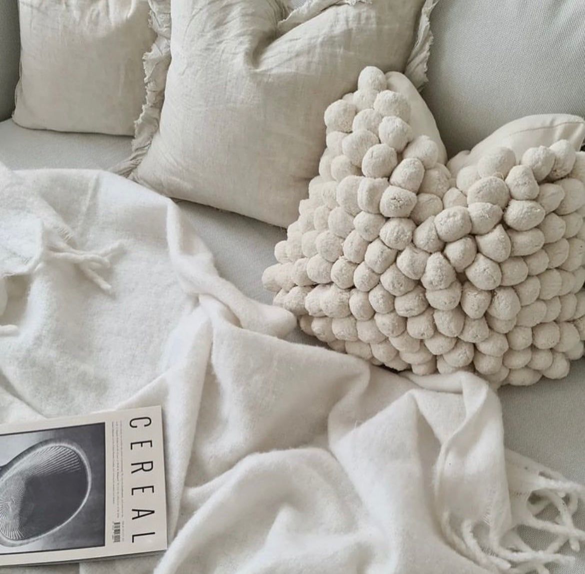 Pom Pom Púði