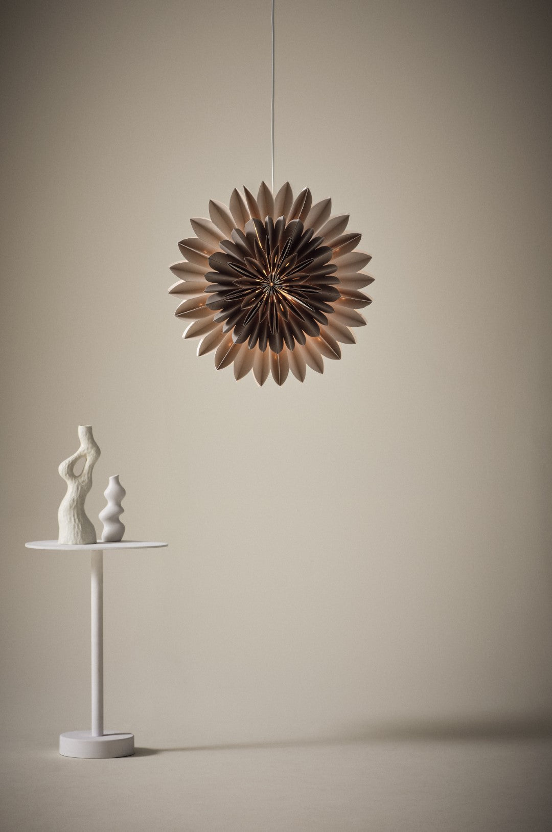 2f1- Canopus Jólastjarna - Brún 48 cm