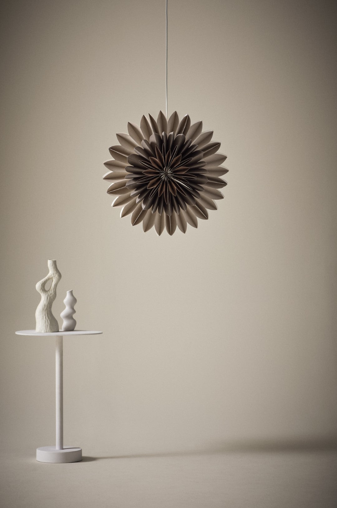 2f1- Canopus Jólastjarna - Brún 48 cm