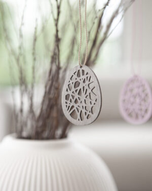 Steninge tré páskaegg, beige