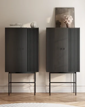 Array Skápur - Svartur