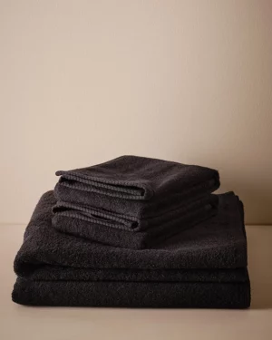 Darcy Handklæði, 70*140 cm - Svart