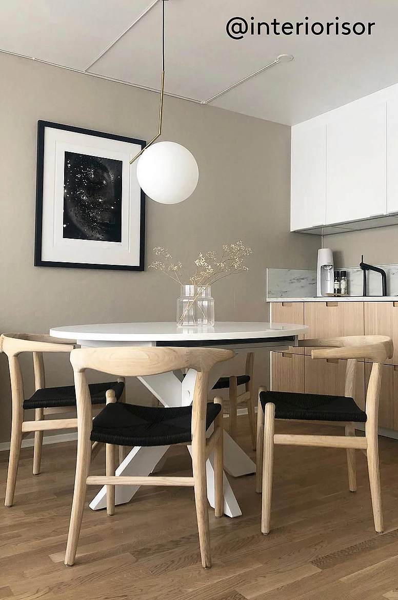 Nattavaara Stóll – Hvíttaður viður/ Svartur - Image 8