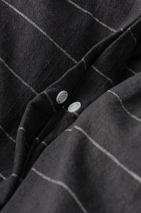 Elly rúmföt (einföld)- Thin stripe, öskugrátt með kremuðum röndum - Image 5