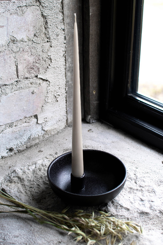 Lidatorp Kertastjaki - Svartur glans small - Image 2