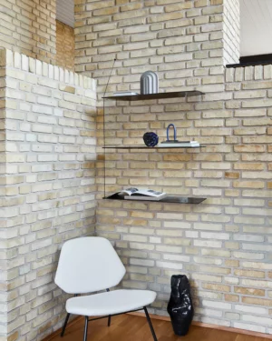 Stedge Vegghilla (3 hillur) - Svört 80cm